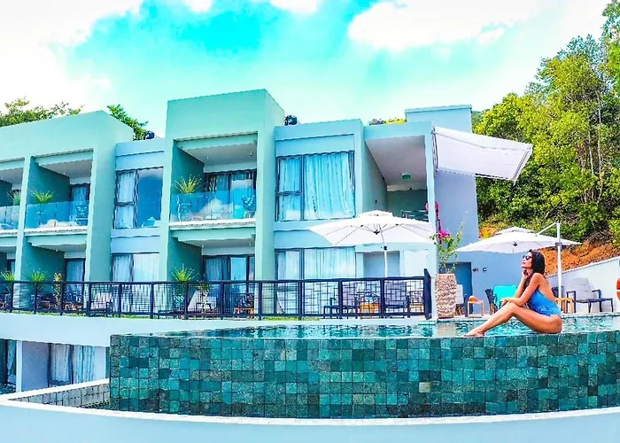 Aqua Boutique Hotel- Secluded Ocean View & Infinity Pool Aparthotel Glacis (Mahe)