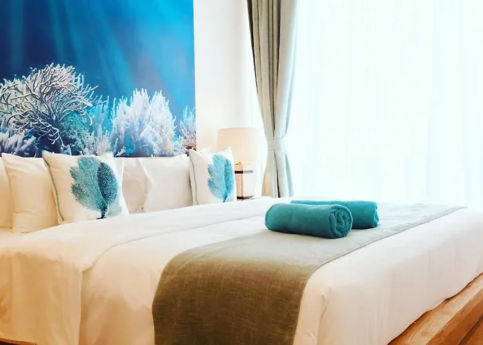 Aqua Boutique Hotel- Secluded Ocean View & Infinity Pool 4*